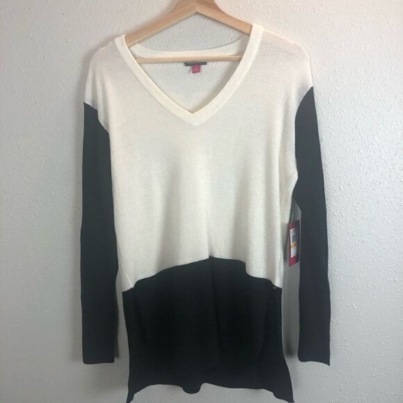 NWT Vince Camuto V Neck Long Sleeve Sweater Top - Picture 1 of 8